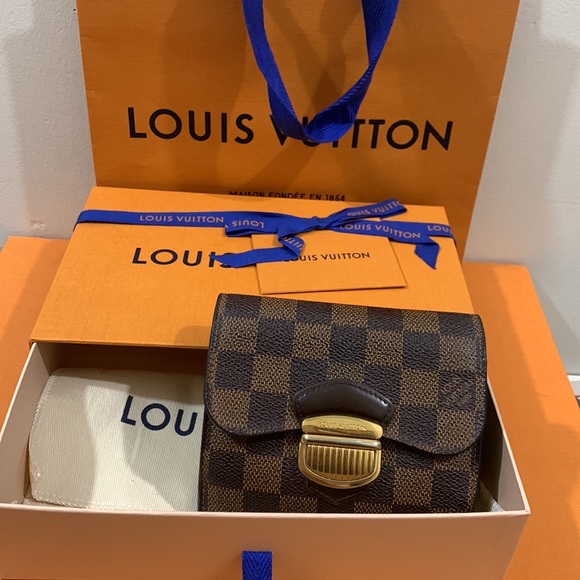 Louis Vuitton Handbags - Sold🎉Louis Vuitton RARE Damier Ebene Koala Wallet🎉🎉